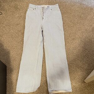 Striped Blue and White 90s relaxed Jean curve love-short inseam